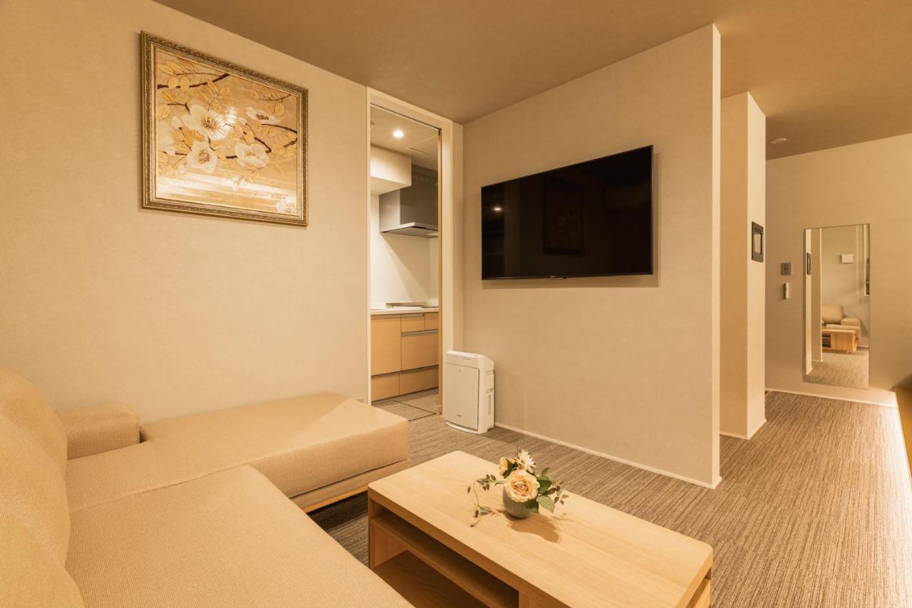 Grand Base Hakata Station Aparthotel ฟูกุโอกะ ภายนอก รูปภาพ